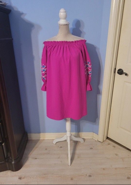 Tcec Medium Womens Dress