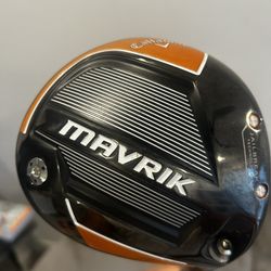 Callaway Mavrik Driver – HZRDUS Shaft | w/ Headcover
