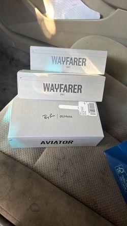 Ray-Ban Meta Smart Glasses Bundle – Wayfarer & Aviatorgr