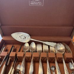 Silverware Set 