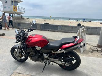 Motorcycle Honda 919 CB900F "Hornet" years 2006