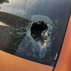 AUTO GLASS REPLACEMENT/VIDRIOS