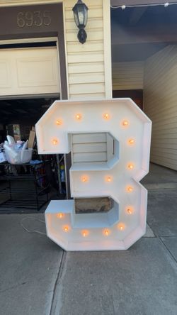 Marque Number 3