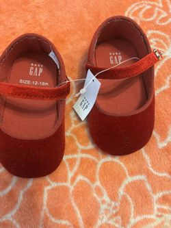 New Gap 12-18 Months Flats