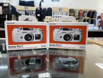 Fujifilm Instax Pal 2