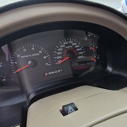 2007 F150 XLT.       Motor 4.6