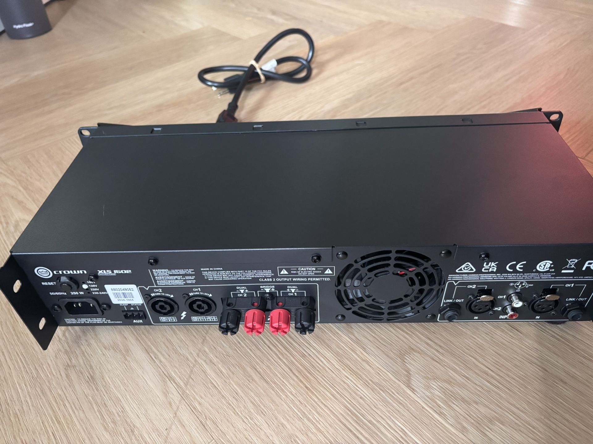 Crown XlS 1502 2 Channel Amplifier
