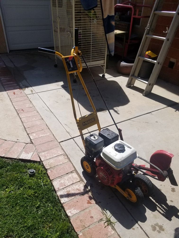 McLane 4.0Hp Commercial Gas Edger for Sale in Moreno Valley, CA OfferUp