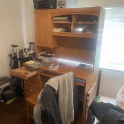 FREE DESK!!!!!