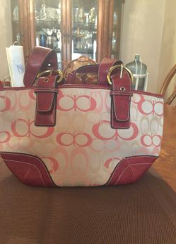 Guess purse