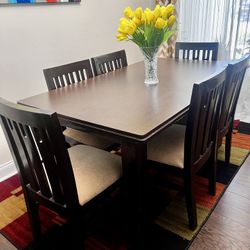 Solid Wood 6 seater dining table set