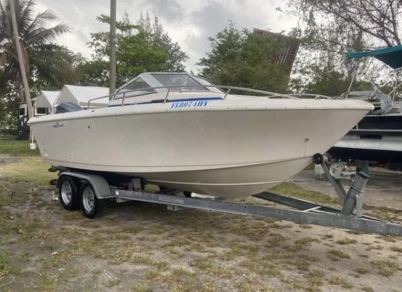 Proline Walk Around Boat