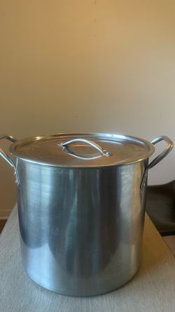 Large Stainless Steel Stock Pot w/ Lid – Heavy Duty – Commercial Grade – $12