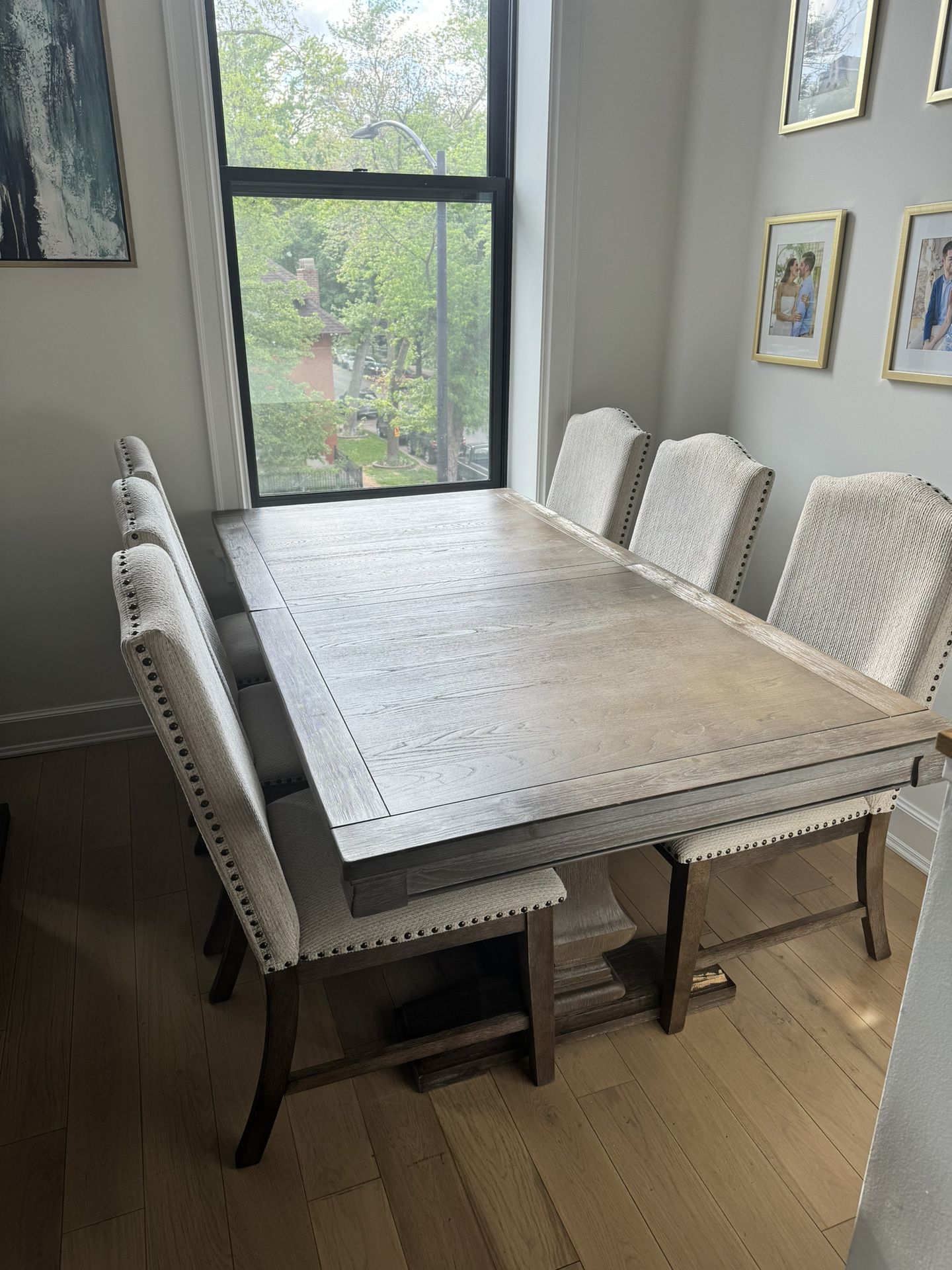 Johnelle Dinning Table And 6 Chairs 