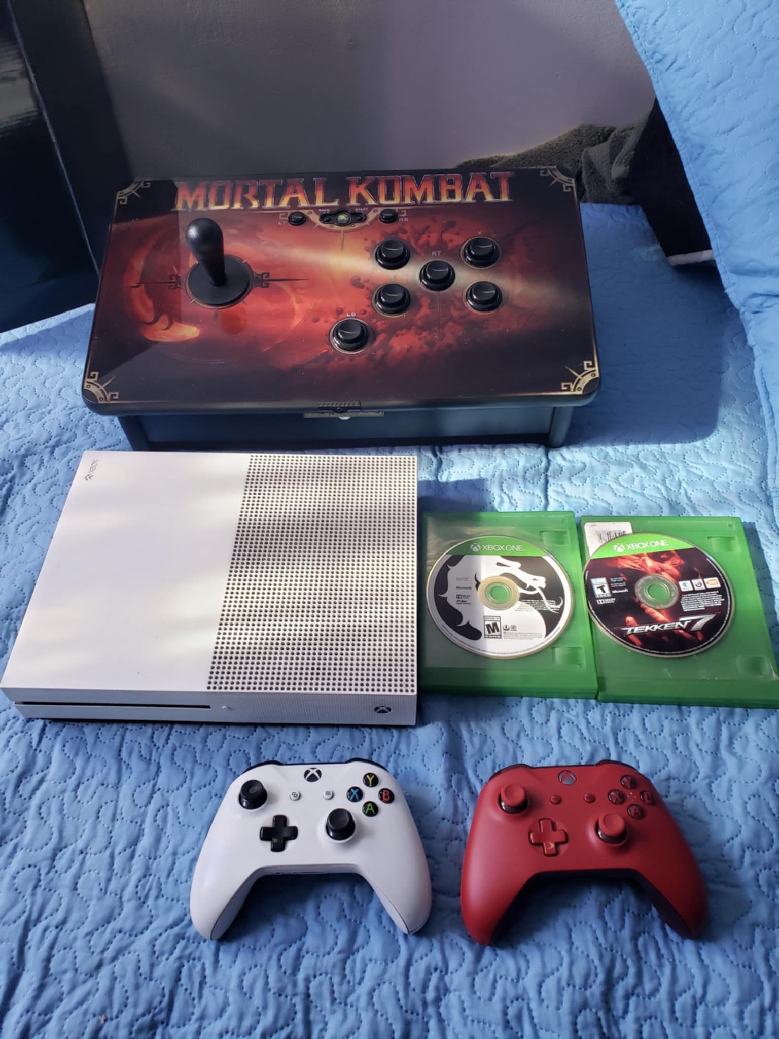 Im Firm Station Mortal Kombat Arcade with The Game for $275! New & im firm $180! 2020 Xbox one S 1000GB. $20! Other Game $40! Other control all for