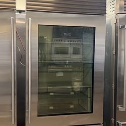 SUB ZERO 36”WIDE BUILT IN GLASS VIEW BOTTOM FREEZER REFRIGERATOR 