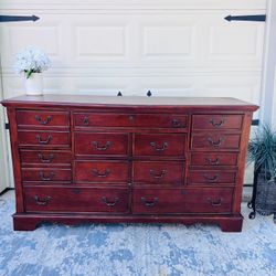 Beautiful 9 Drawer Dresser With Mirror 
