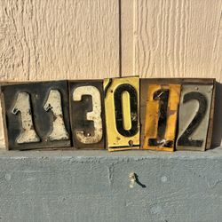Custom House Numbers