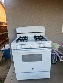 Stove for 600$ used only a month brand new