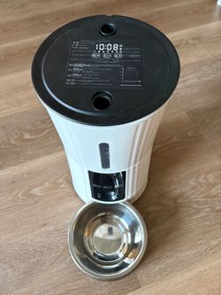 Automatic Pet Feeder