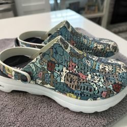 Skechers Foamies Size 8