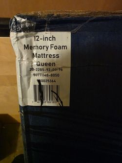 Serta 12-in Memory Foam QUEEN Mattress