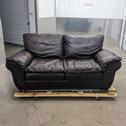 Sealy 2 Seater Leather Couch