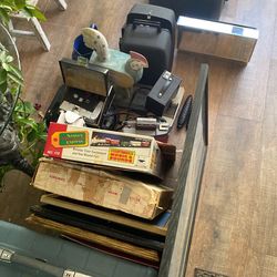 Multi family, huge garage sale 840 NE 20th drive Wilton Manors Saturday, April 25 starting at 8 AM