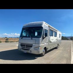 2004 Fleetwood Southwind