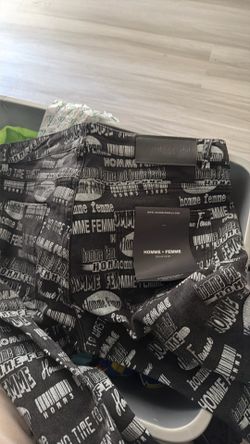 HOMME + FEMME JEANS SZ 40
