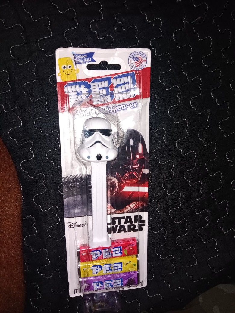 Star Wars PEZ candy and Dispenser Collectible