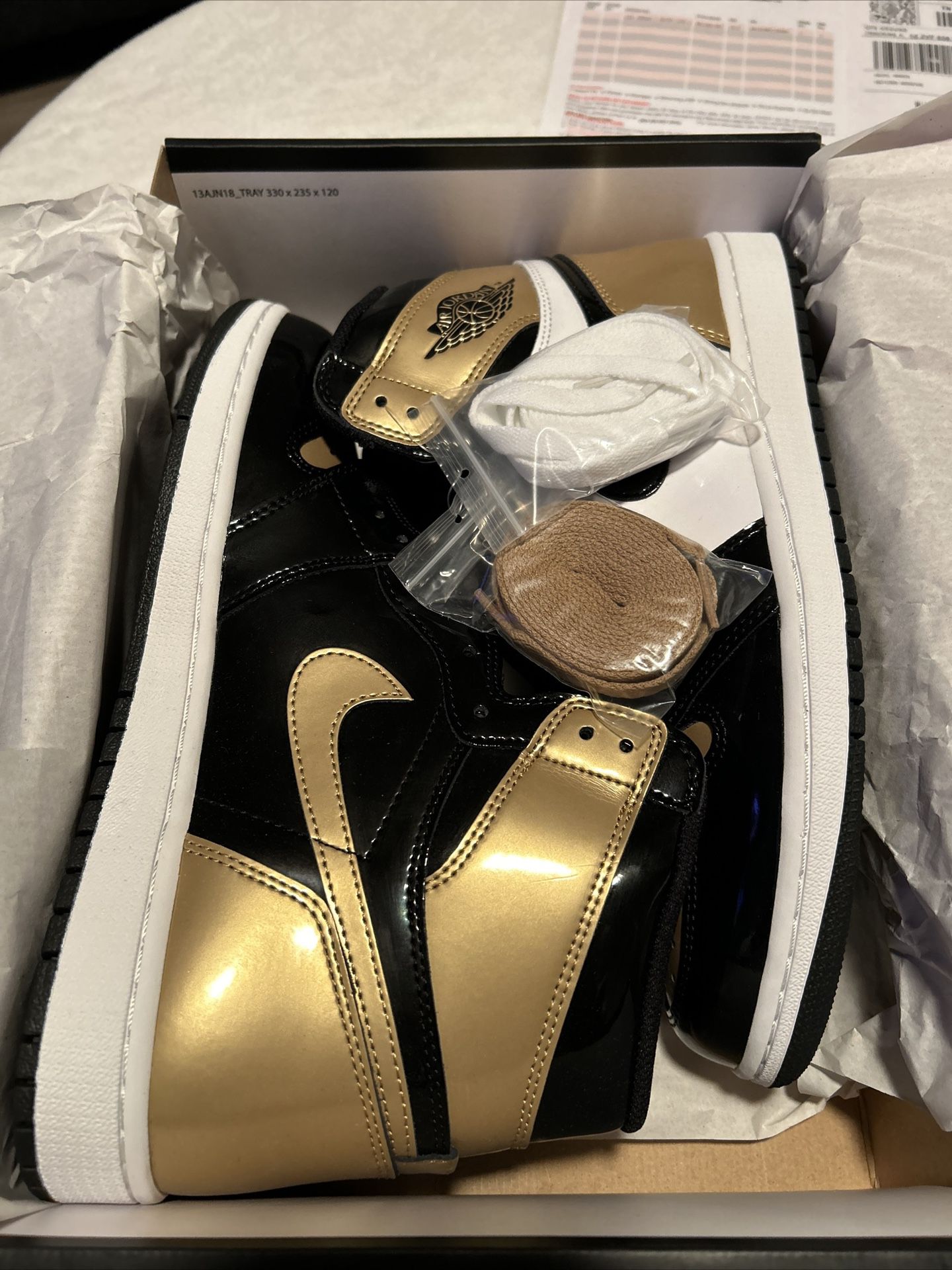 Size 10.5 - Jordan 1 Retro High OG NRG Gold Toe 2018 NEW