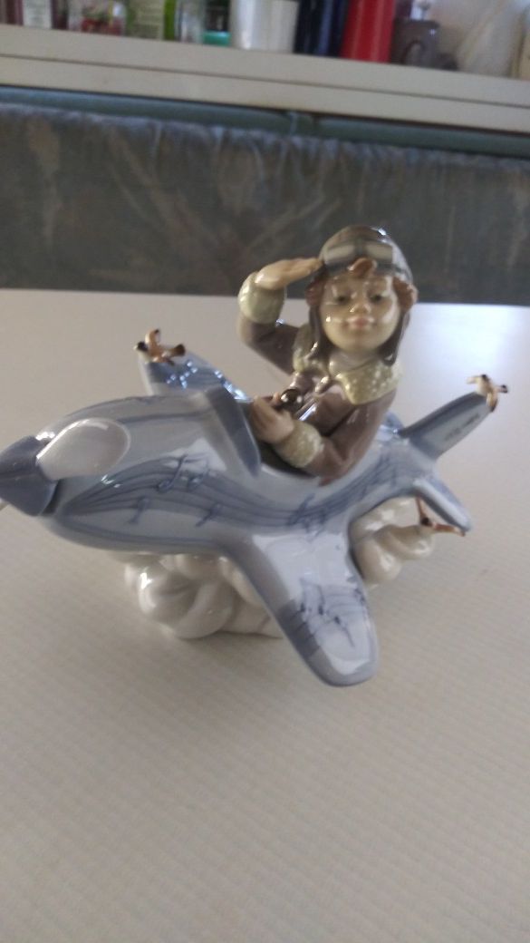 Lladro figurine fighter pilot rare retired