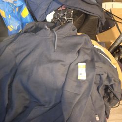 4 Medium Carhartt Hoodie 