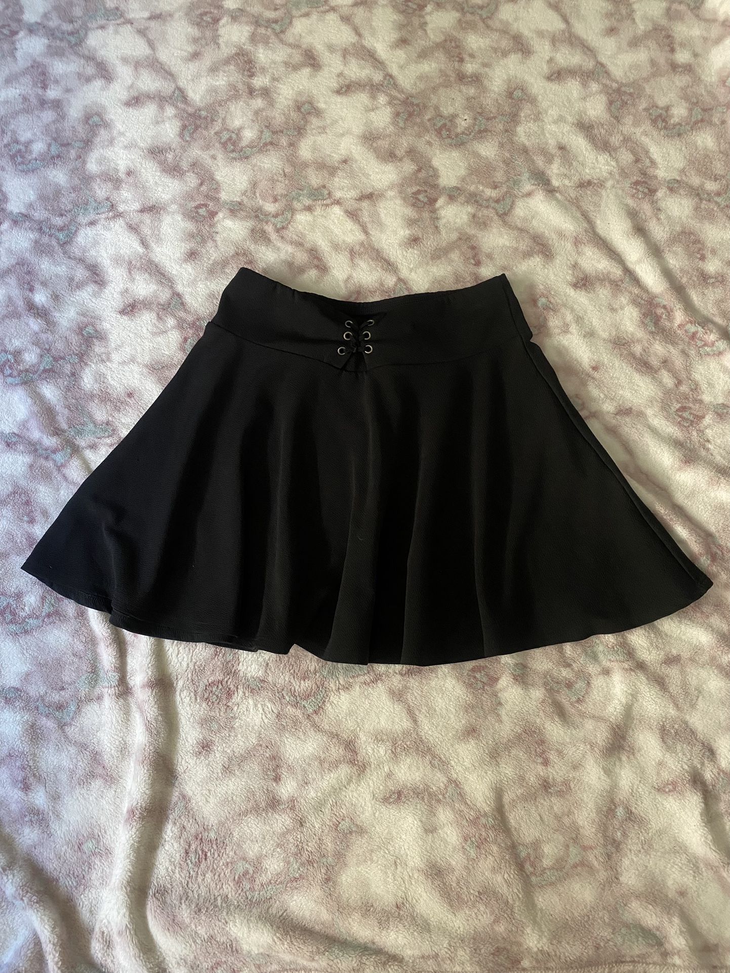 Black Skirt 