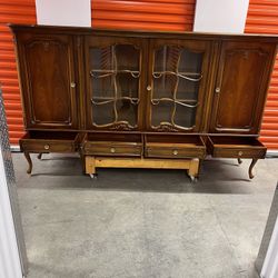Antique Vintage BIG CABINET.