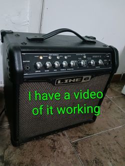 Line 6 Spider IV 15 Electric Guitar Amplifier fully tested and working 10 built in effects