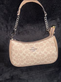 Coach Teri shoulder Bag in Signature Canvas