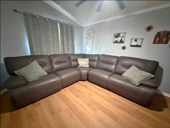 Recliner couch