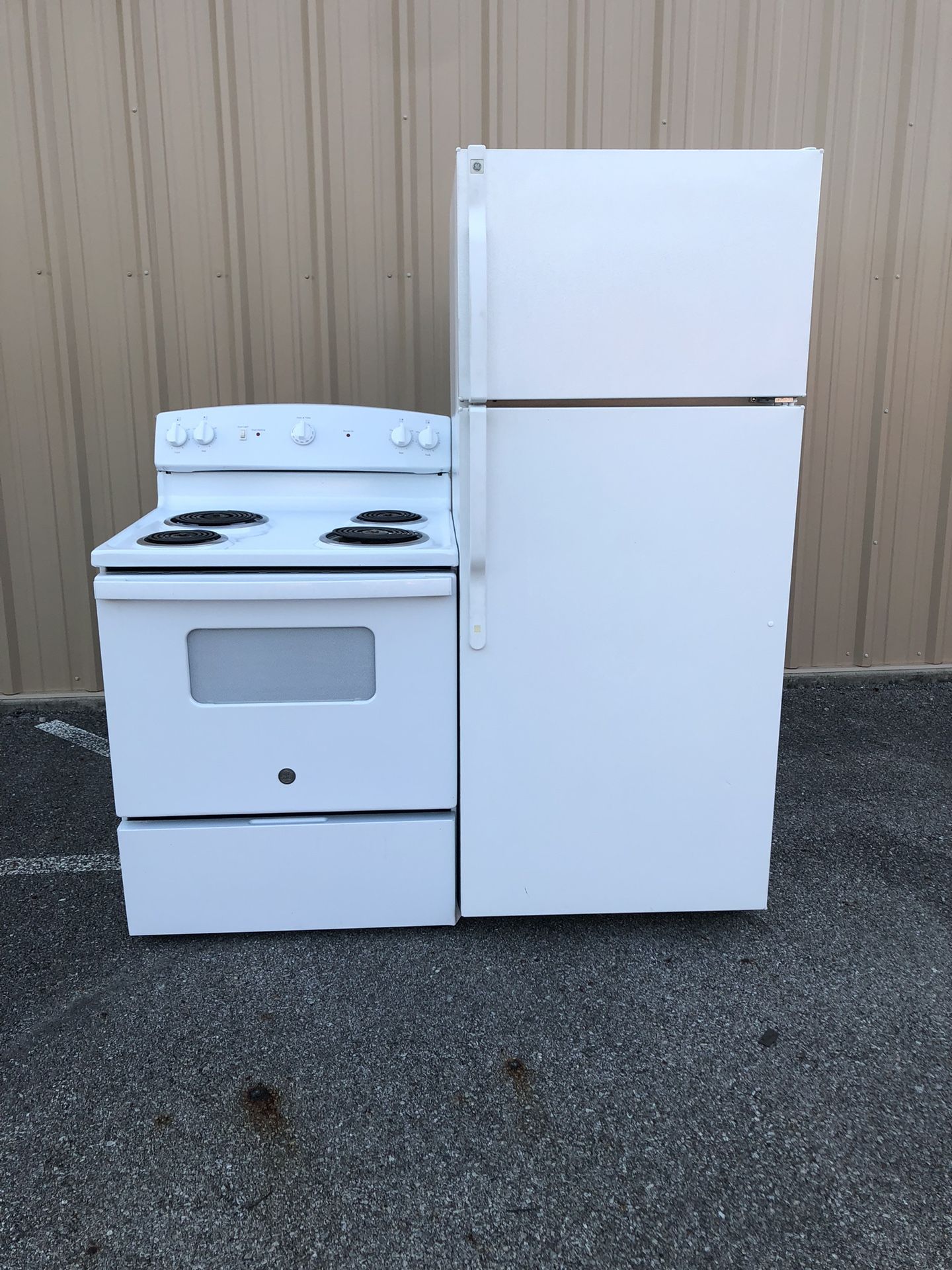 Stove And Fridge