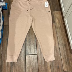 New with tags nine West size 3X activewear
