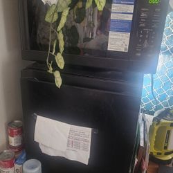 microwave  and fridge 