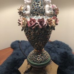 Vintage Porcelain  Capodimonte Lamp
