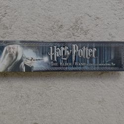The Noble Collection Harry Potter Illuminating Wand