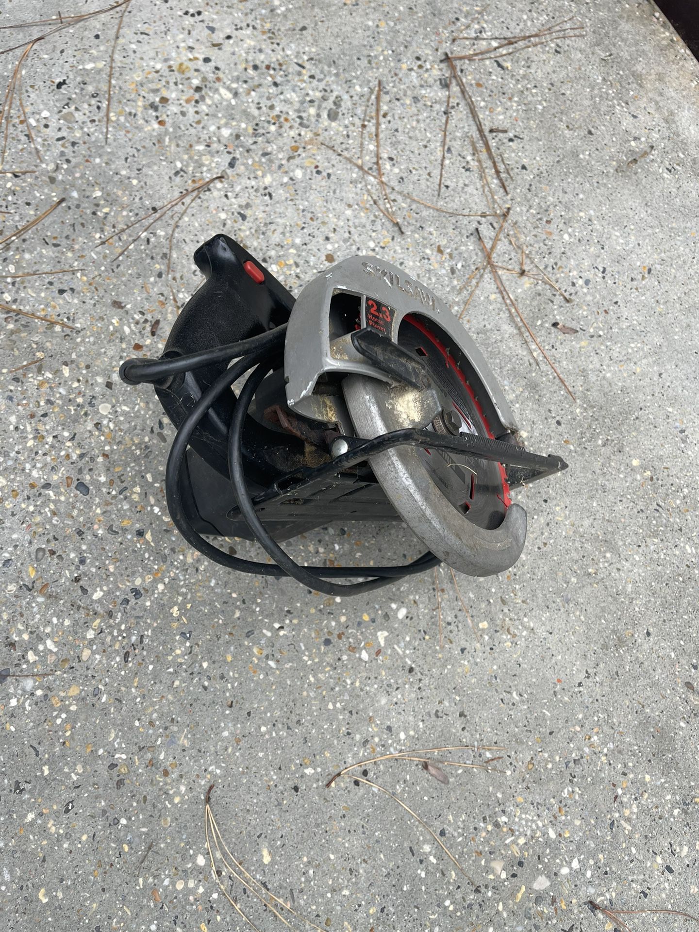 For Sale: Skil 7.25-Inch Circular Saw