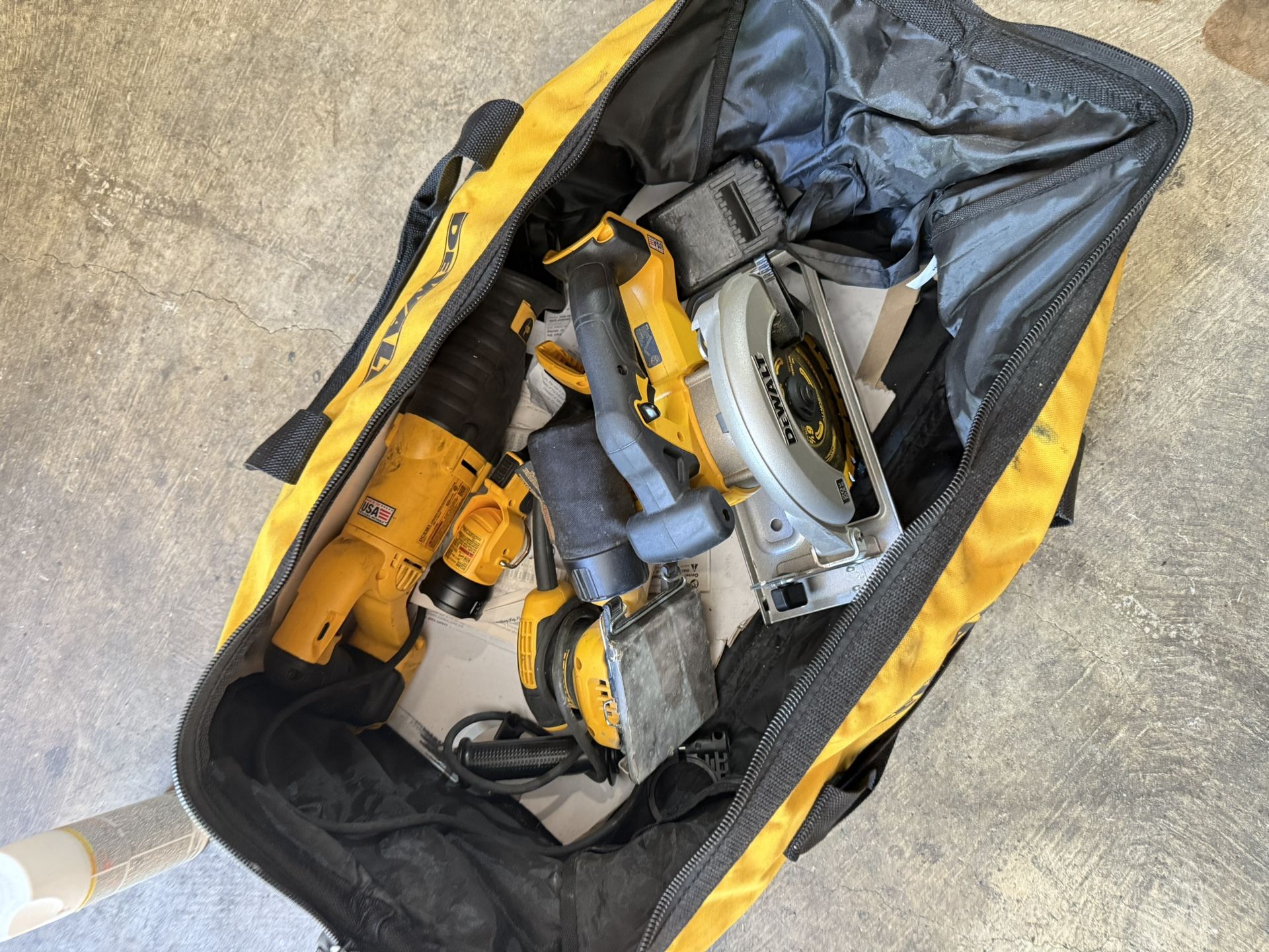 Dwalt Tools