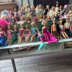 Barbie Dolls And Clothes And Accessories 
