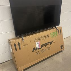 43” SAMSUNG 4K SMART TV + BRAND NEW HUFFY KIDS BICYCLE + BRAND NEW LED LIGHTS