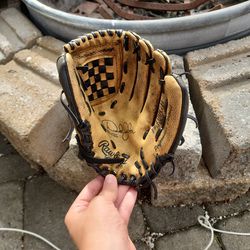 Derek Jeter Signed Baseball Glove