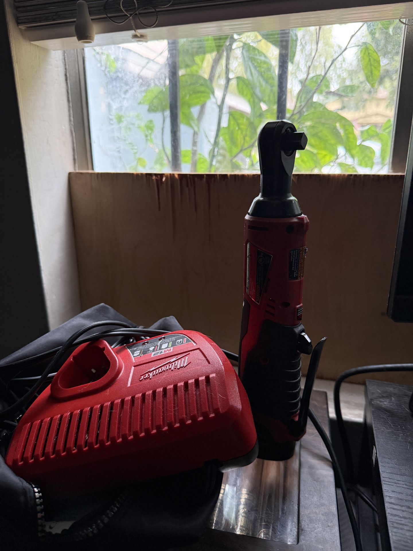 Milwaukee 3/8 ratchet 1.5Ah